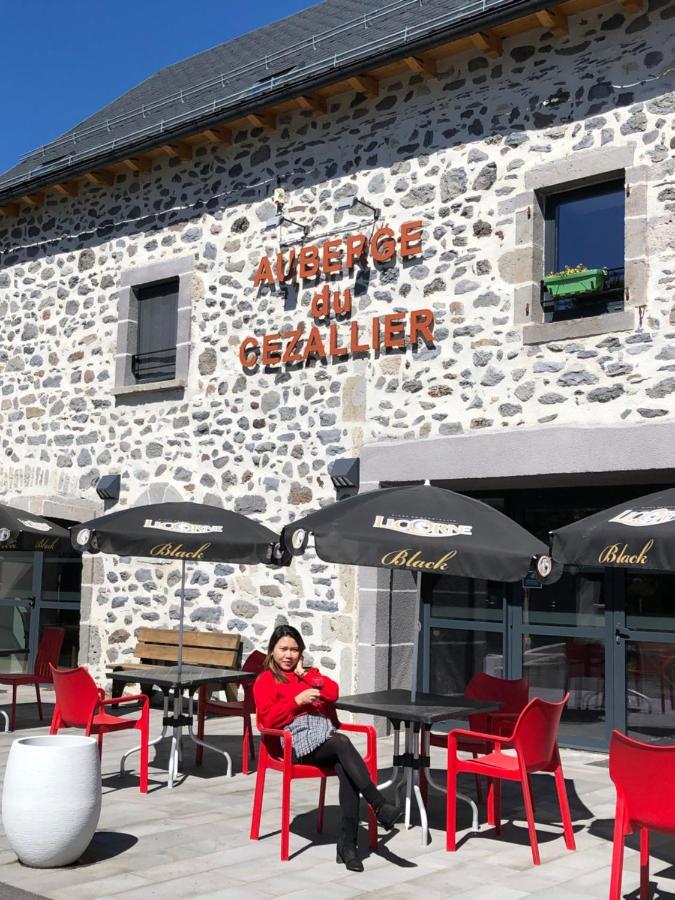 Auberge Du Cezallier Montgreleix Bagian luar foto