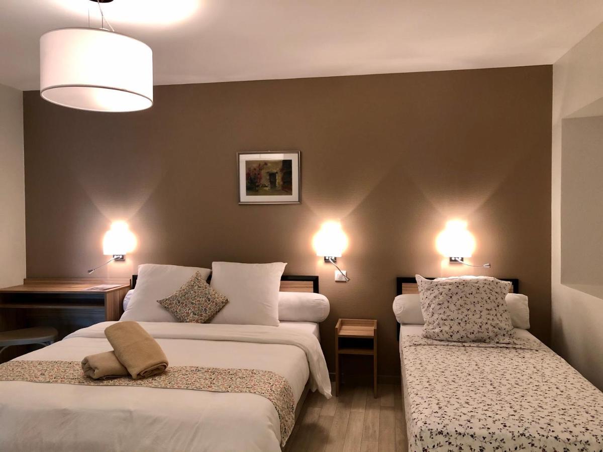 Auberge Du Cezallier Montgreleix Bagian luar foto