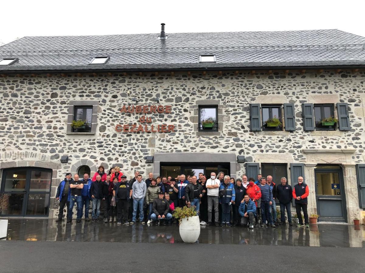 Auberge Du Cezallier Montgreleix Bagian luar foto